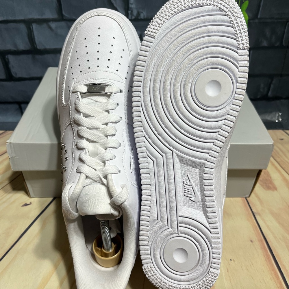 Nike Air Force 1 ‘07 - Picture 8 of 10